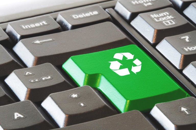 Reciclar material informático